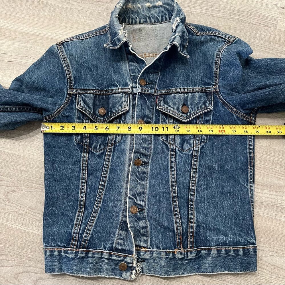 Vintage 60s Levi’s Big E Denim Trucker Jacket Size Small Distressed 521 Stamp - Picture 8 of 10